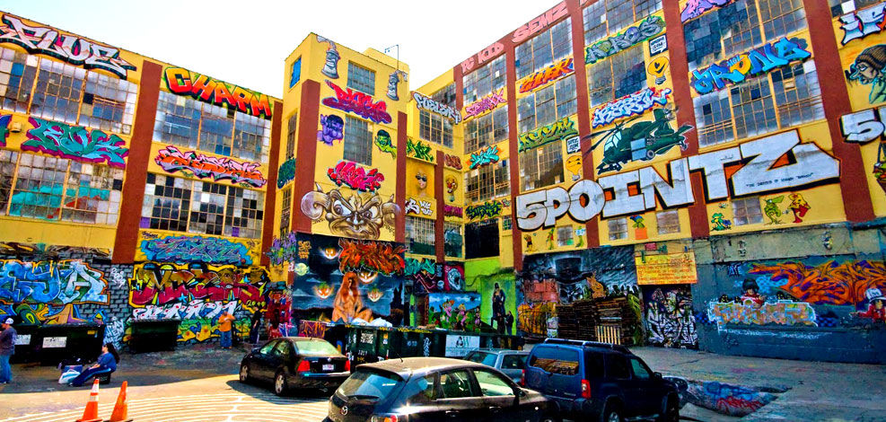 http://www.konbini.com/fr/files/2013/11/5-Pointz-1.jpg