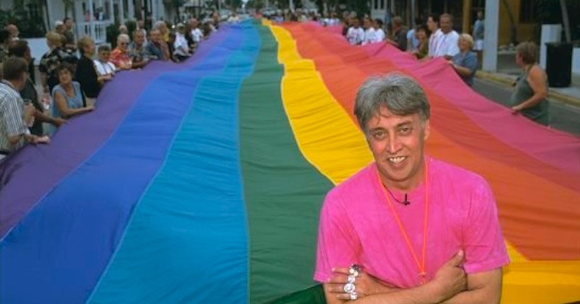 Gilbert Baker, l’homme qui a créé le drapeau arcenciel LGBT, est 