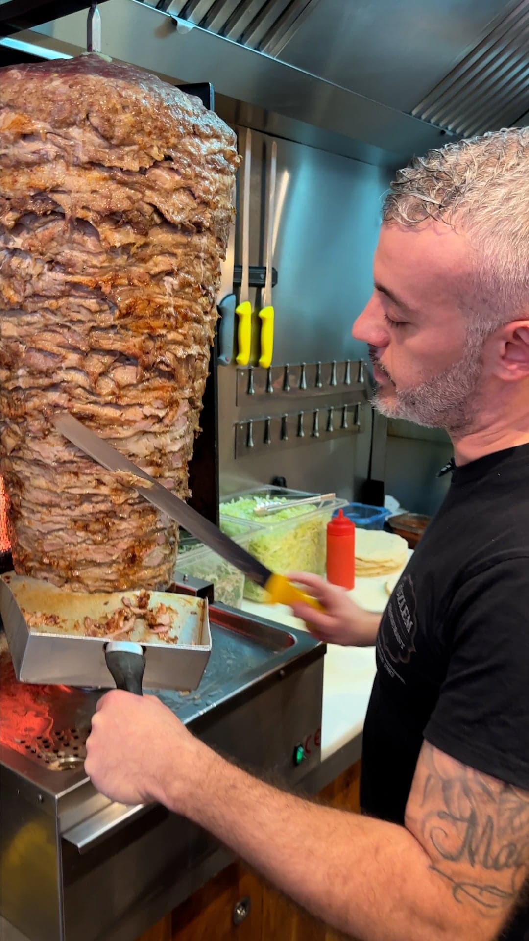 Ozlëm, le meilleur döner de Paris, nous dévoile son kebab signature